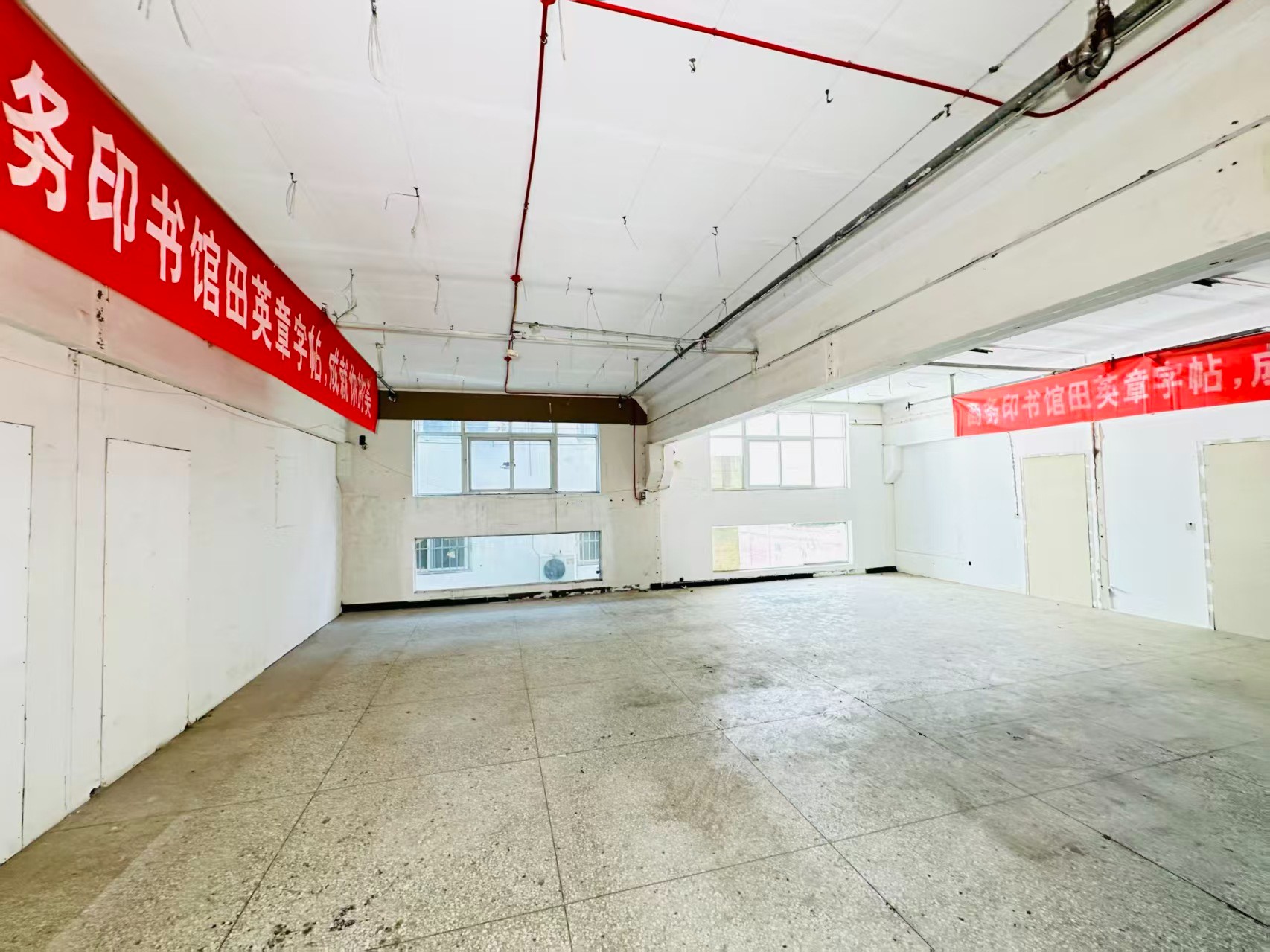 炎黄科技园建议再强化“人工智能算力中心、AI应用孵化、数字经济示范园”等产业概念，会更符合产业园招商语言_COPY